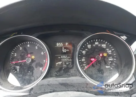 2016 Volkswagen Jetta 1.8T Sport z USA, uszkodzony, nr VIN 3VWD17AJ6GM399662